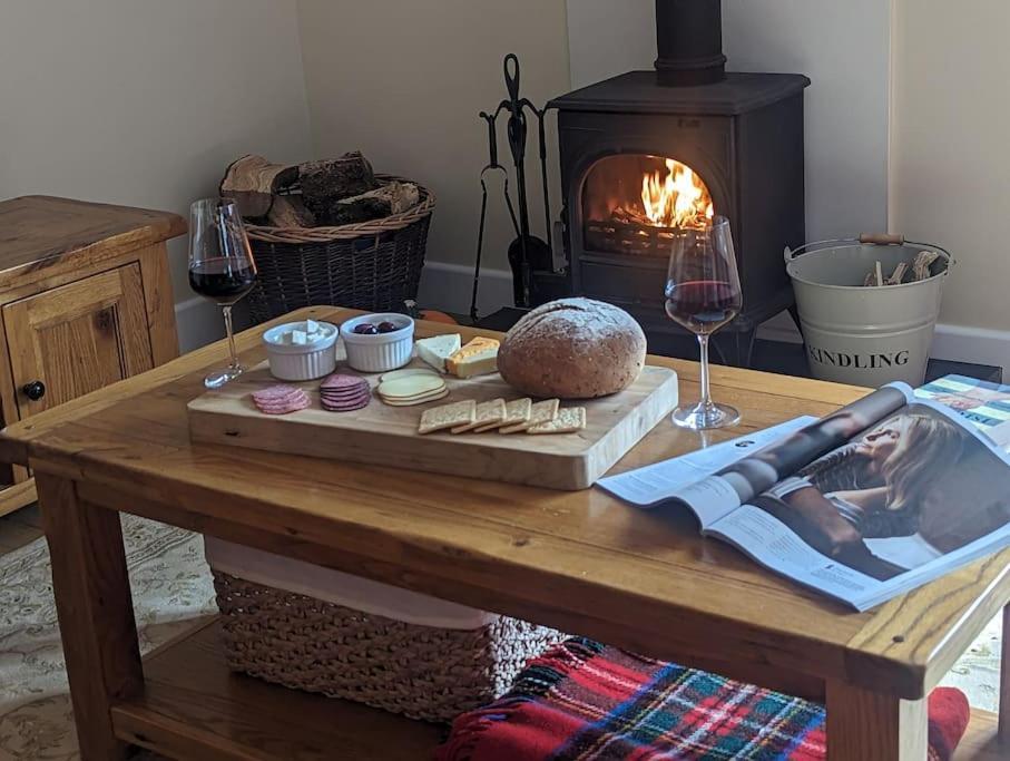 Lower Willsworthy Cottage ทาวิสต็อก ภายนอก รูปภาพ